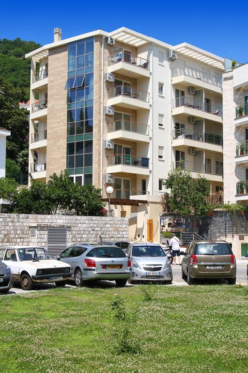 Sarap Apartments Budva Eksteriør billede