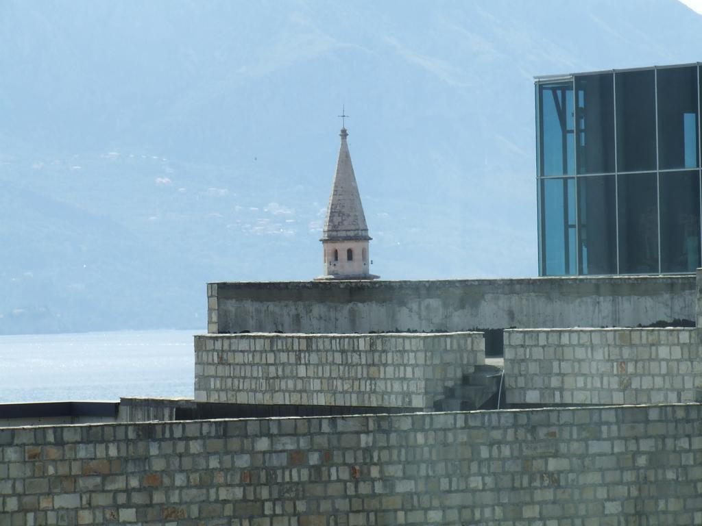 Sarap Apartments Budva Eksteriør billede